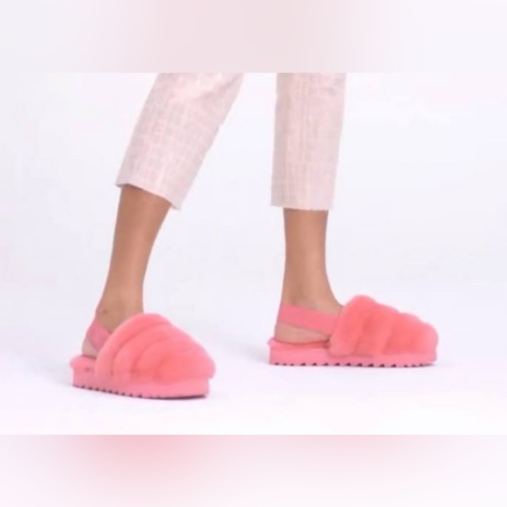 UGG Super Fluff Slippers Size 9